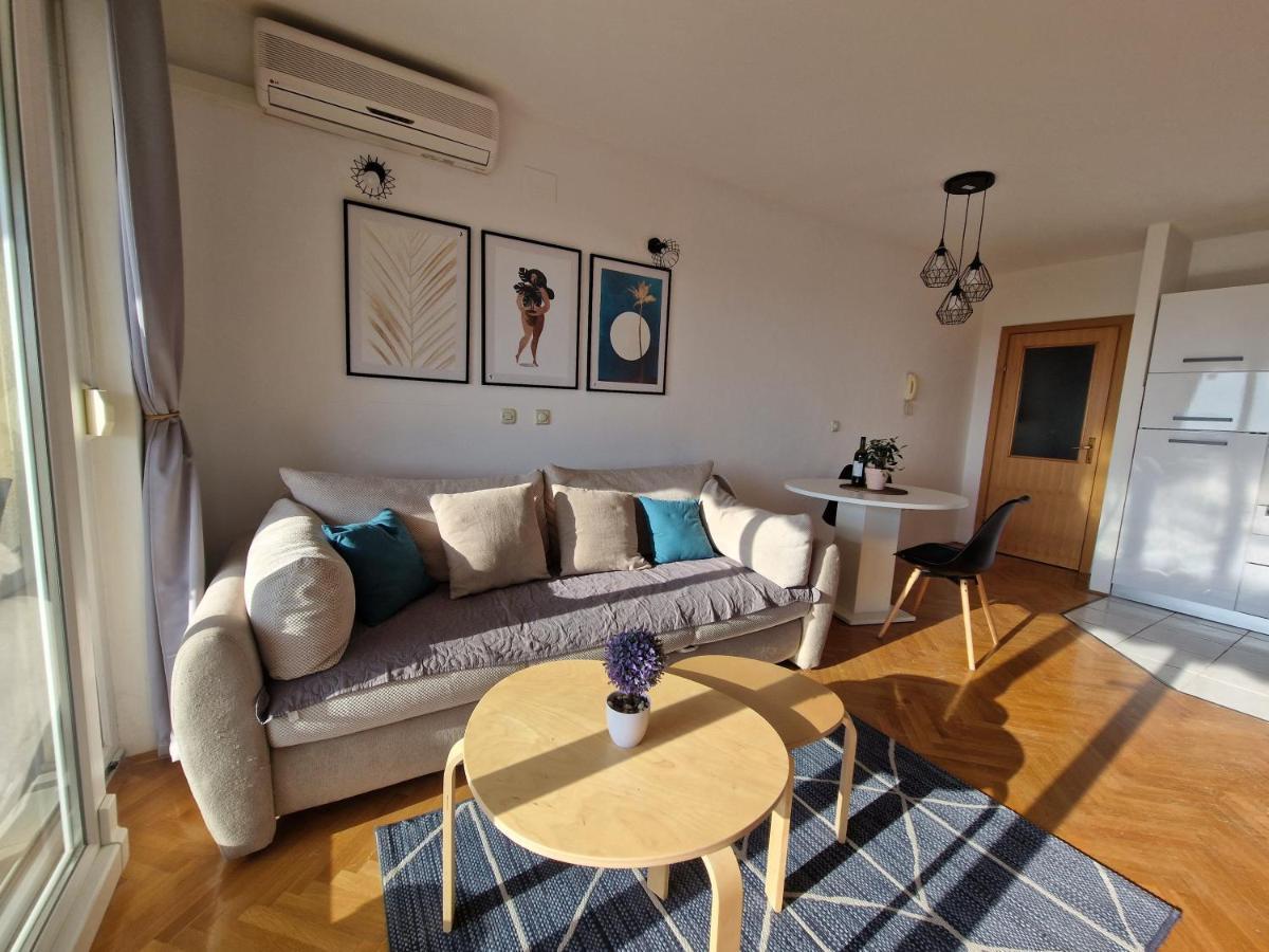 City Apartment Sanja Макарська Екстер'єр фото