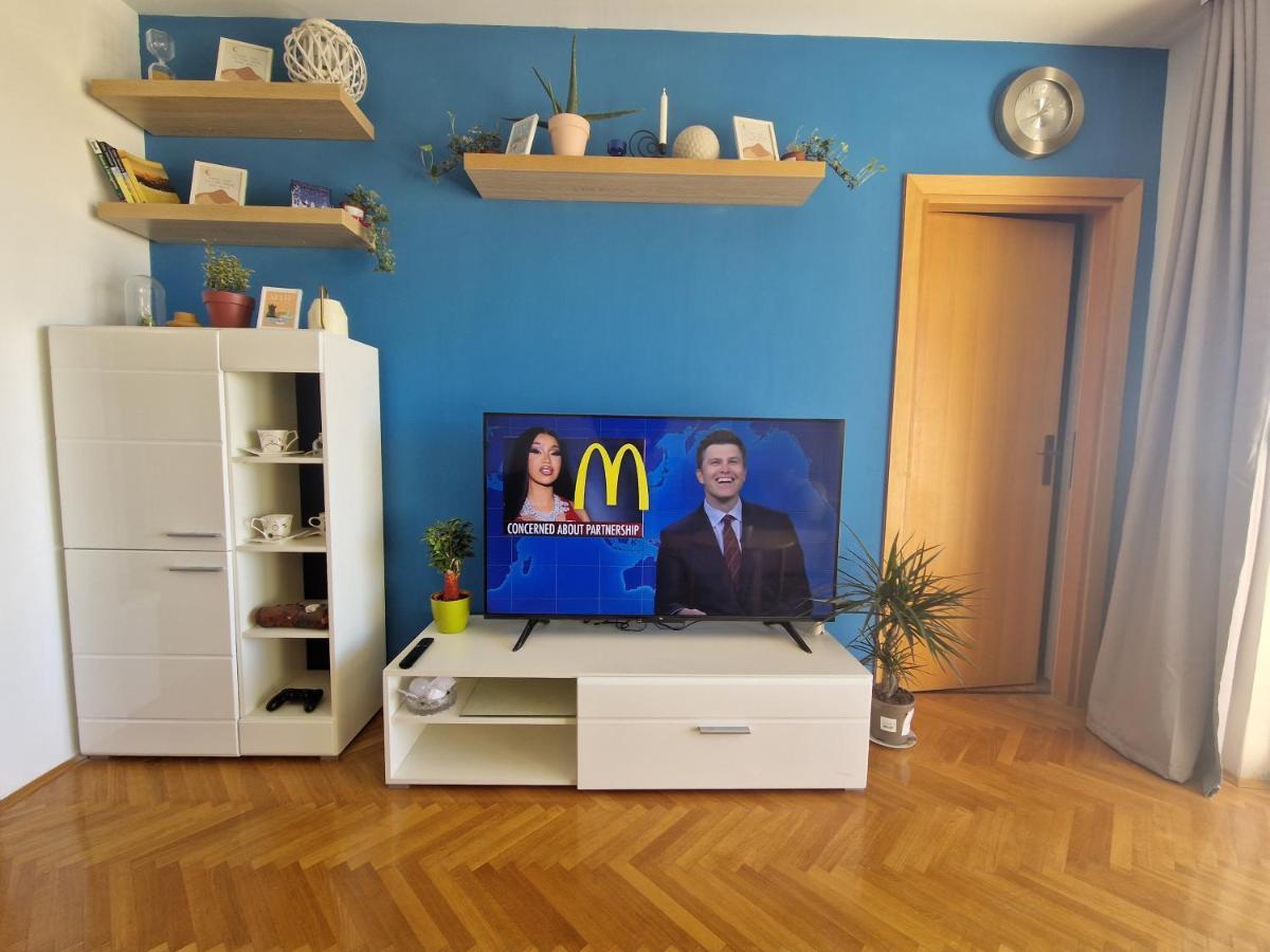 City Apartment Sanja Макарська Екстер'єр фото