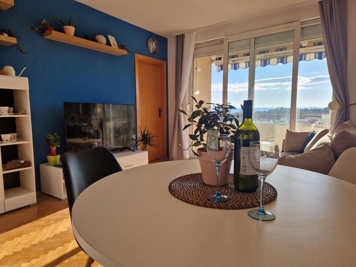 City Apartment Sanja Макарська Екстер'єр фото